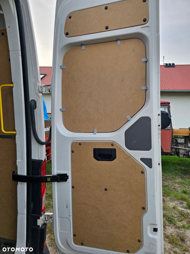Volkswagen Crafter - 10