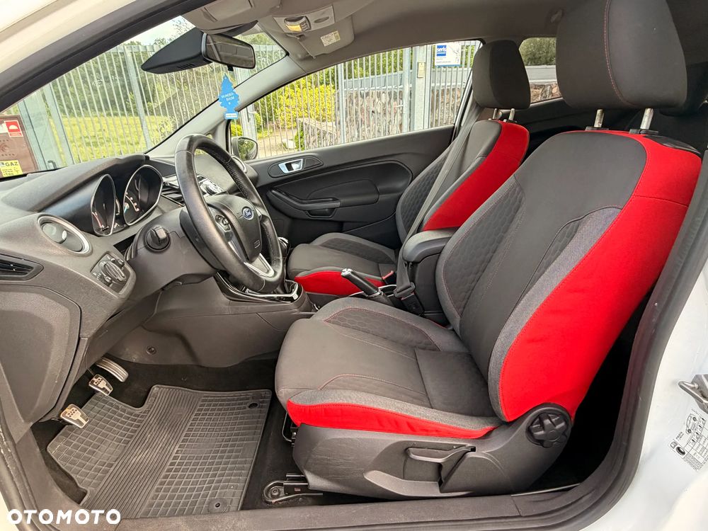 Ford Fiesta 1.6 TDCi Silver X - 11