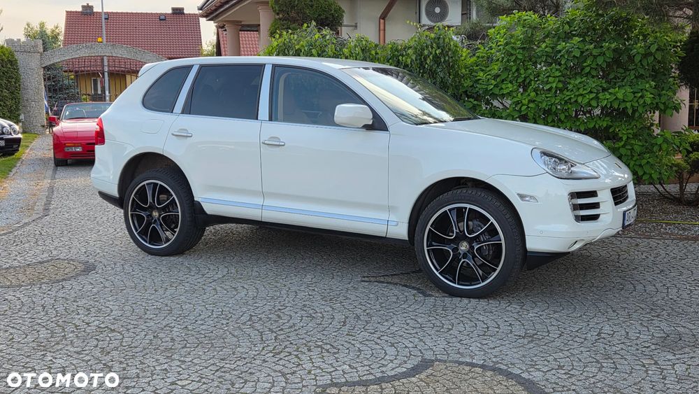 Porsche Cayenne Tiptronic S - 38