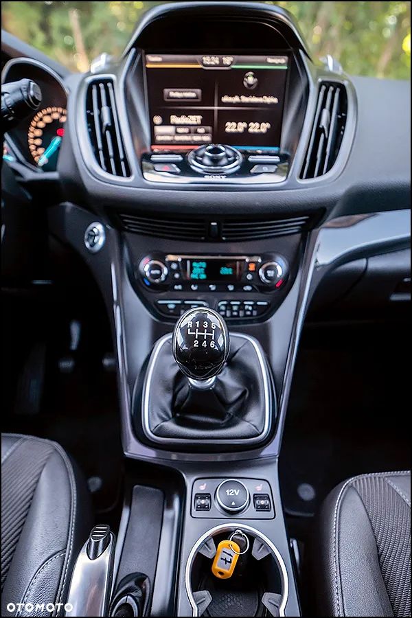 Ford Kuga - 21