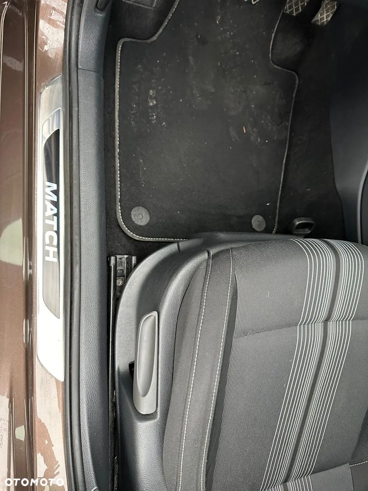 Volkswagen Polo 1.6 TDI MATCH - 11