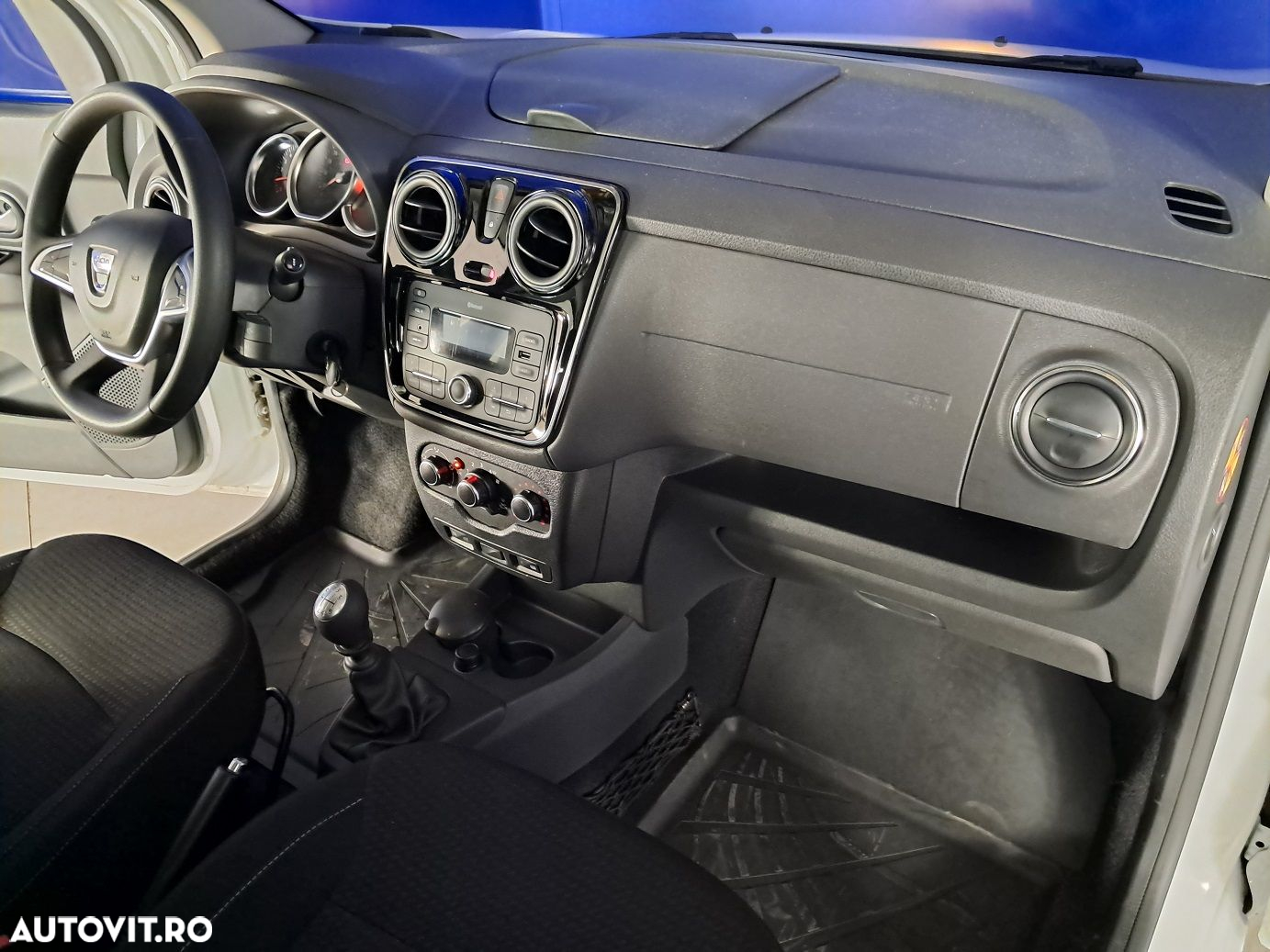 Dacia Lodgy - 17