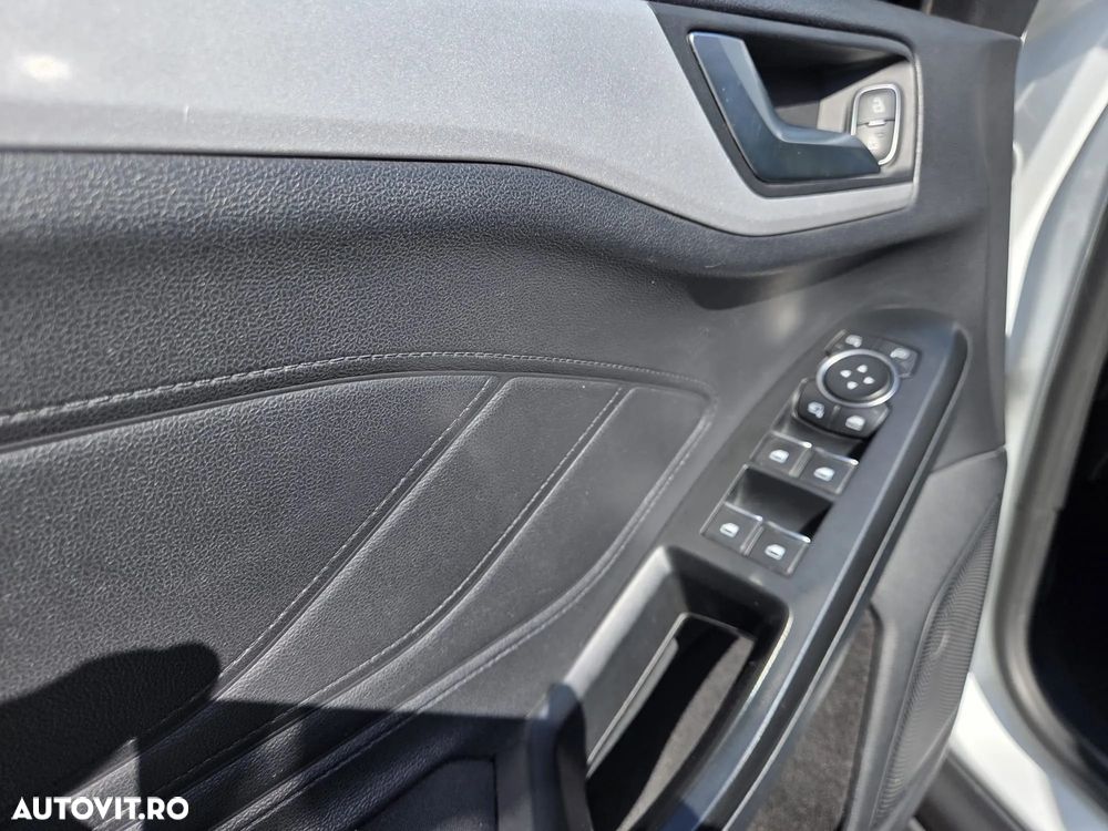 Ford Focus 1.5 EcoBlue Start-Stopp-System Aut. TITANIUM STYLE - 8