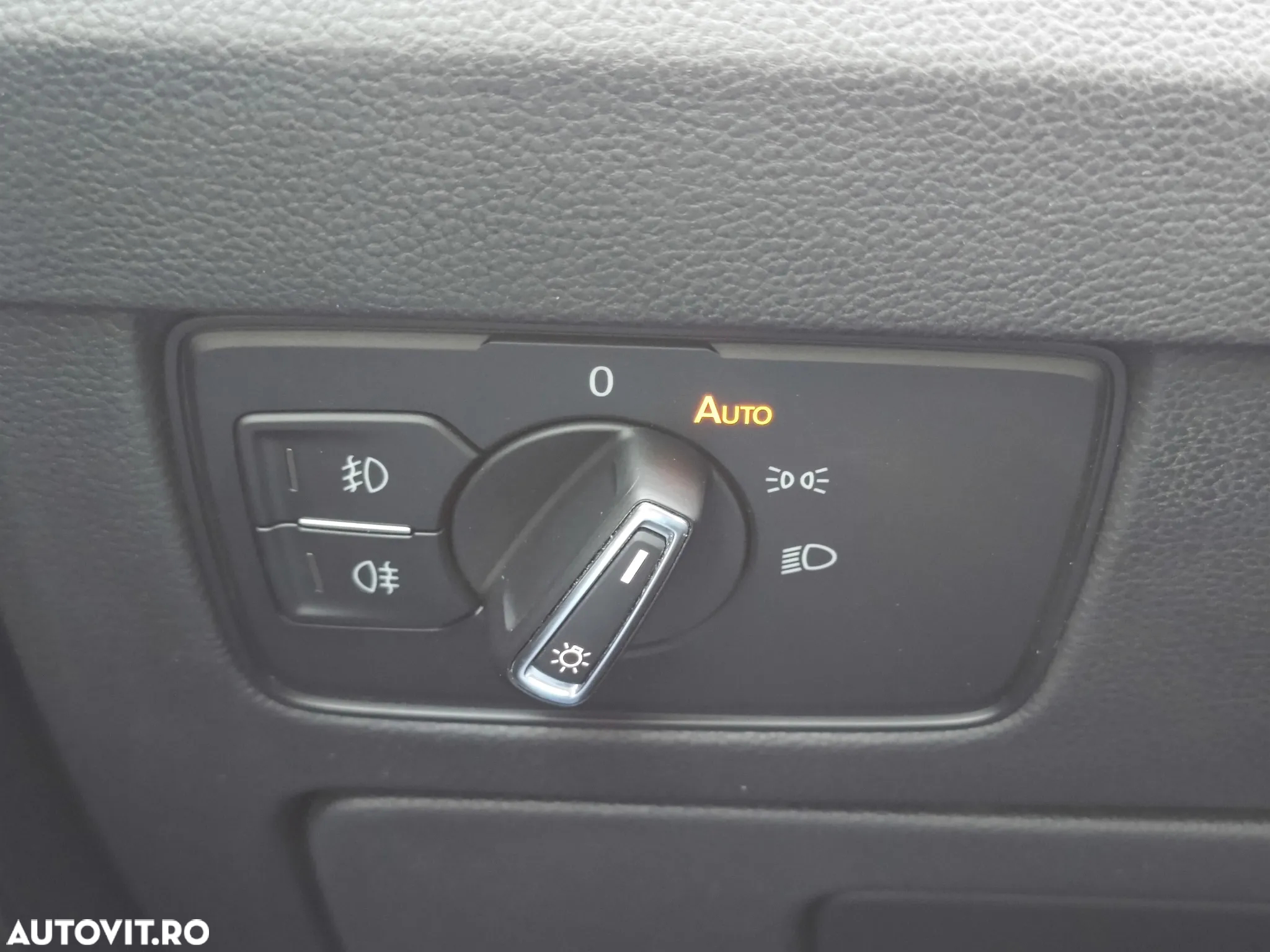 Volkswagen Passat - 17