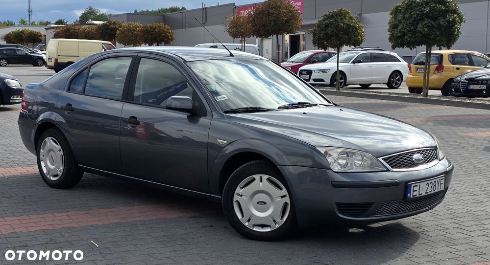 Ford Mondeo 1.8 Trend X - 2