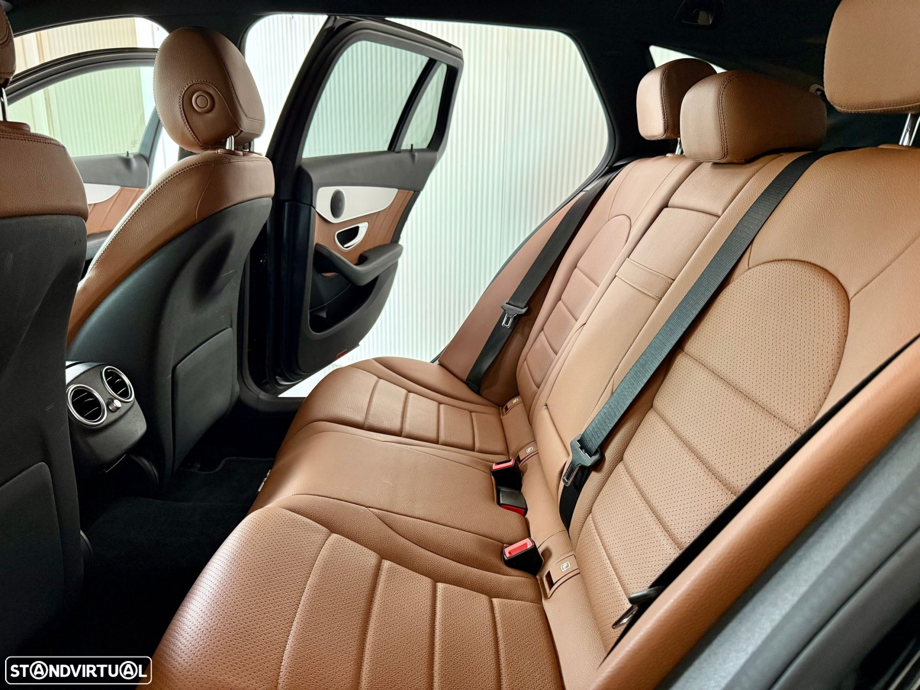 Mercedes-Benz C 300 de AMG Line - 44
