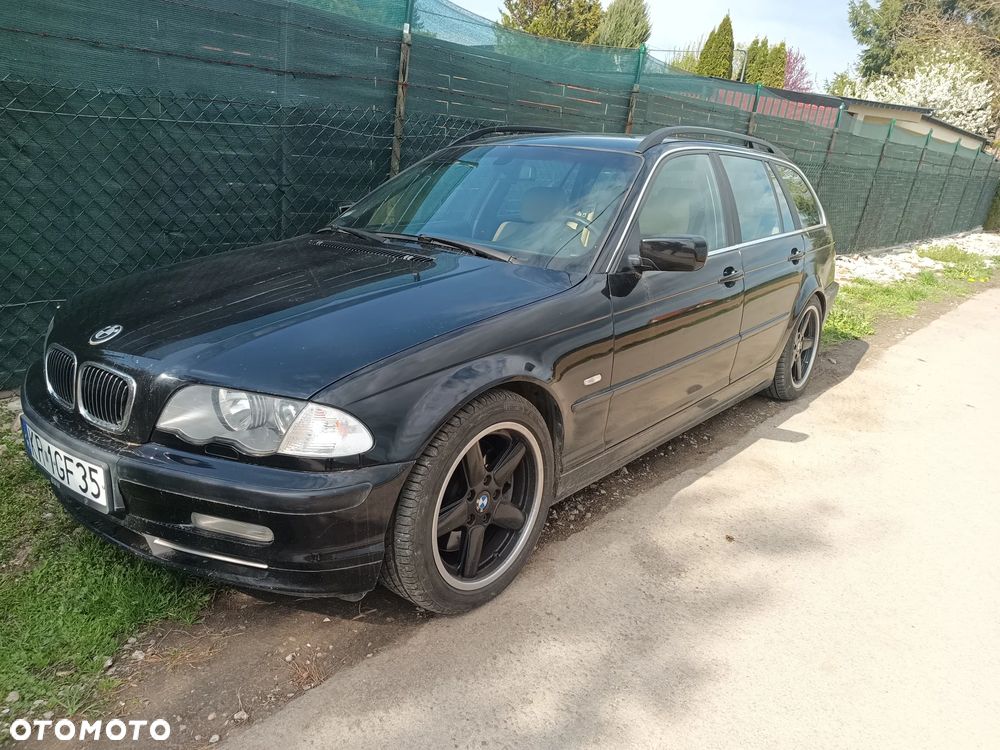 BMW Seria 3 330ix - 1