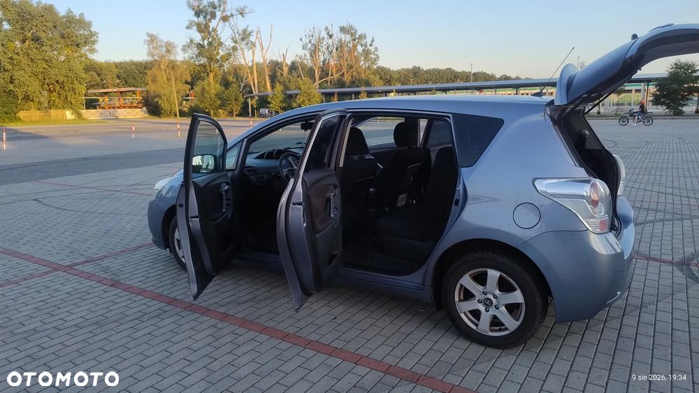 Toyota Verso 2.0 D-4D Sol 7os - 18