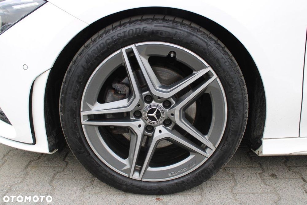 Mercedes-Benz CLA - 9