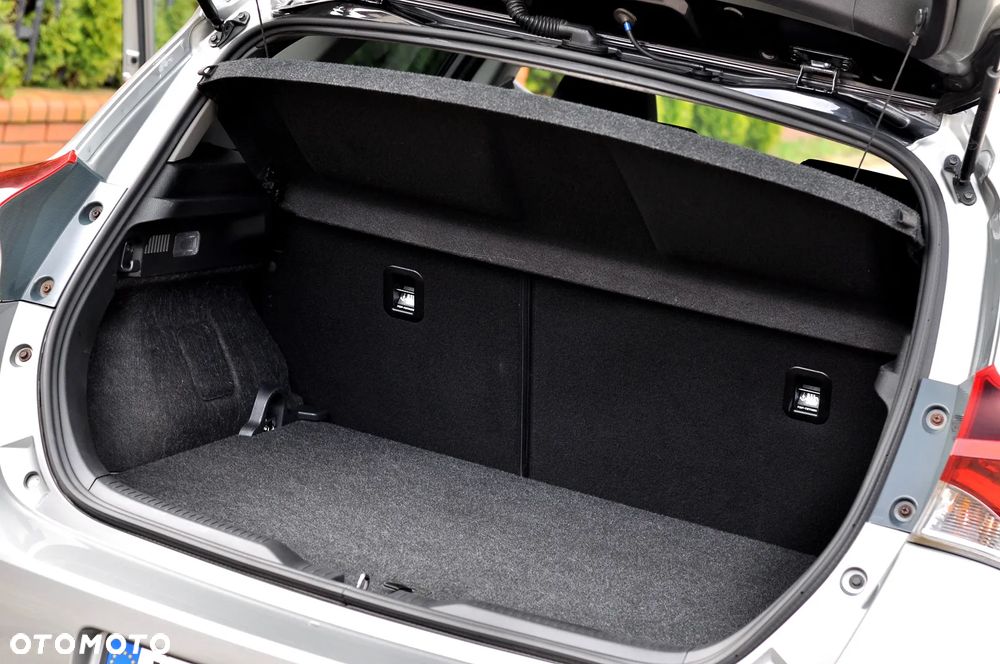 Toyota Auris - 21