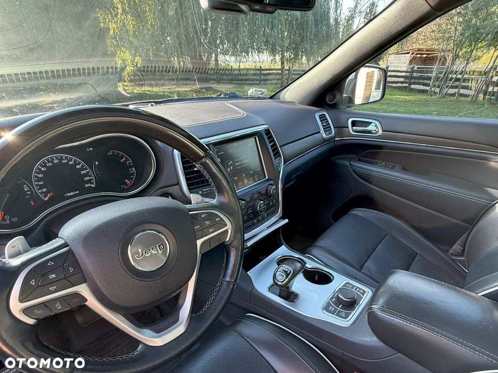 Jeep Grand Cherokee 5.7 V8 Overland - 11