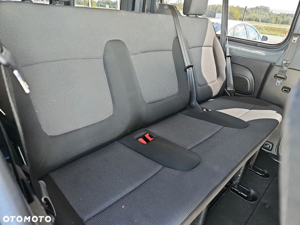 Renault Trafic 2.0 dCi - 24