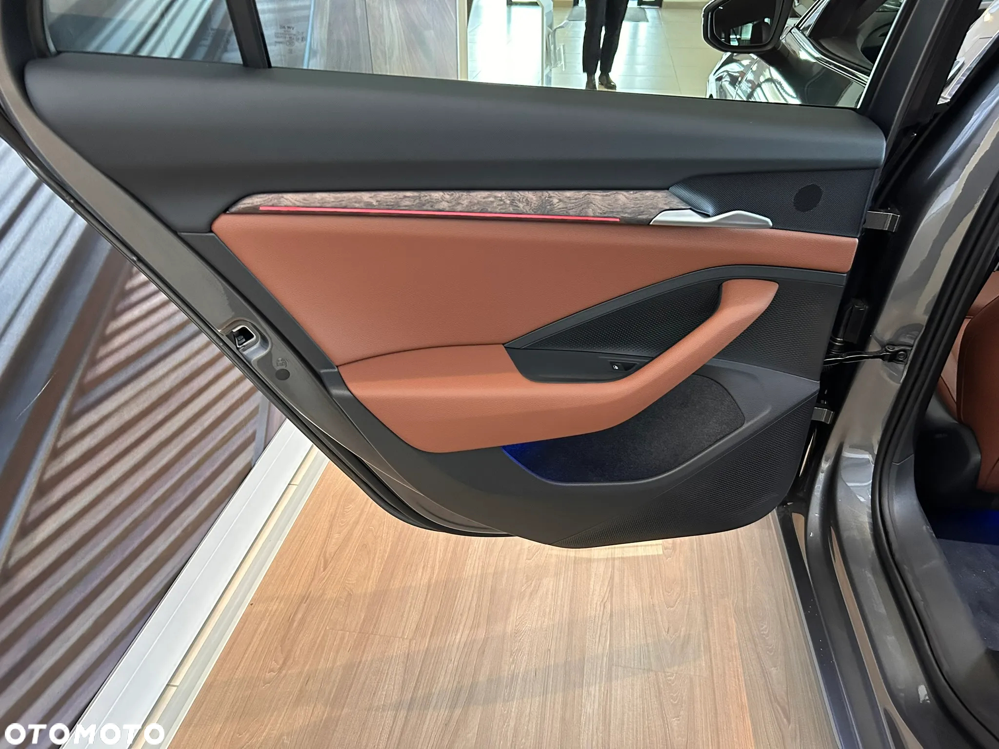 Skoda Superb 2.0 TDI SCR L&K DSG - 15