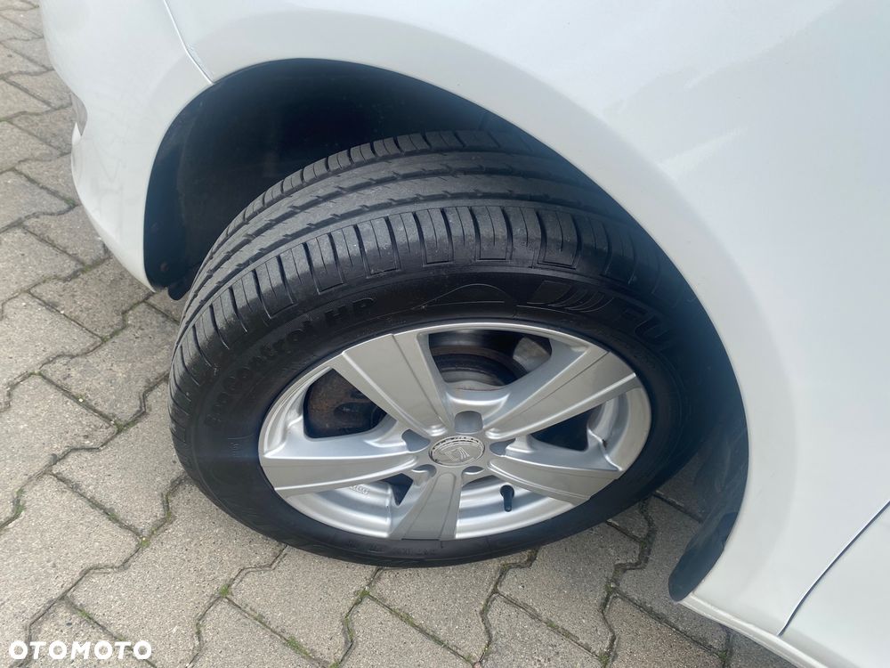Skoda Fabia 1.2 TSI FAMILY Green tec - 21