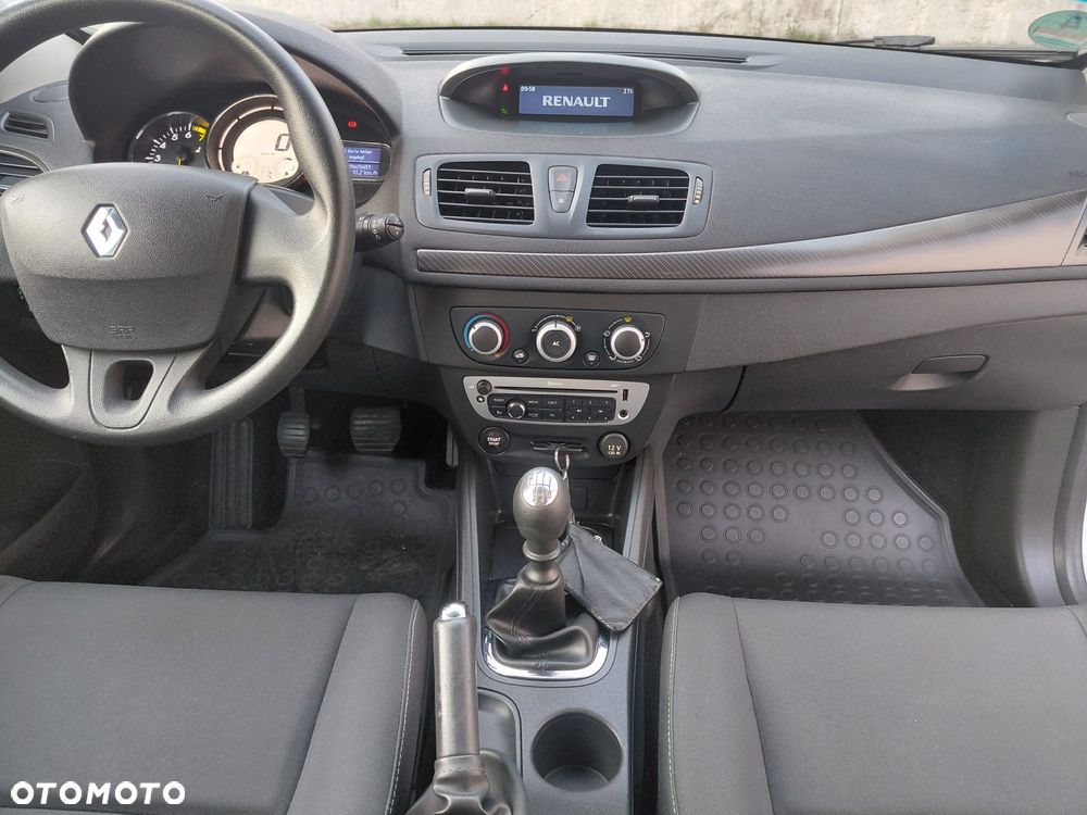 Renault Megane 1.6 16V 110 LIMITED - 6