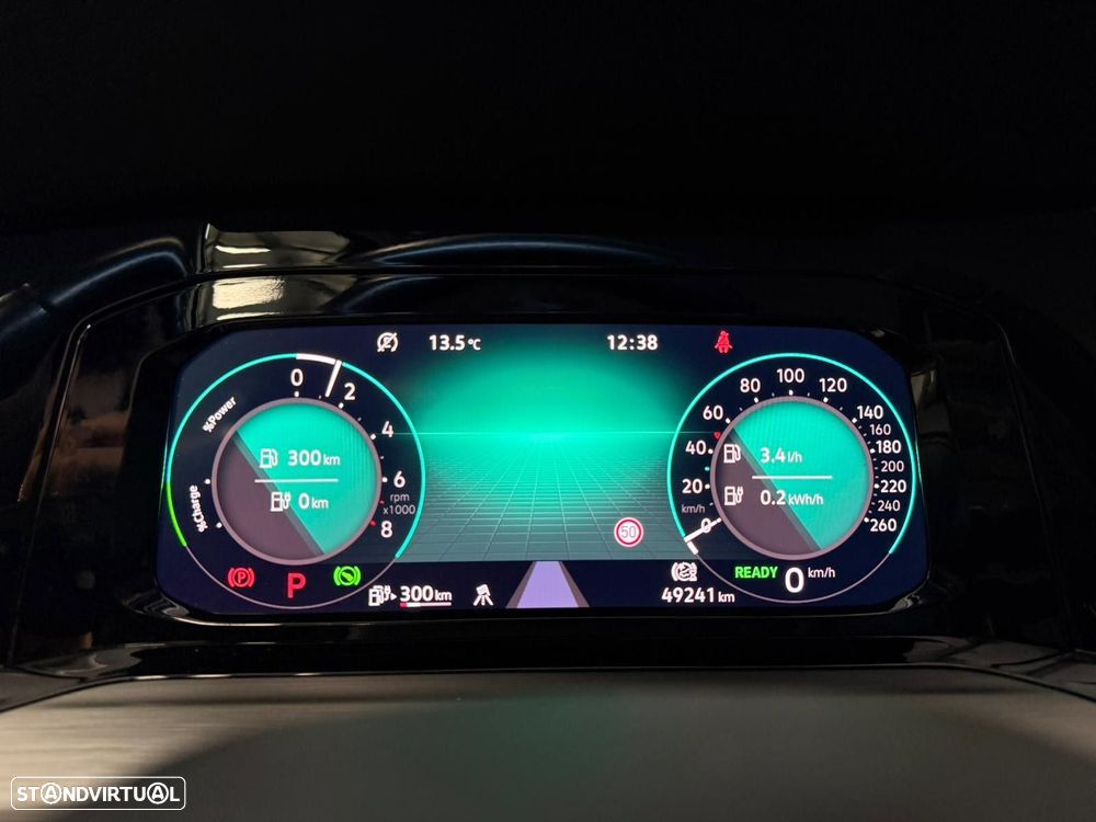 VW Golf 1.4 TSI e-Hybrid DSG - 22