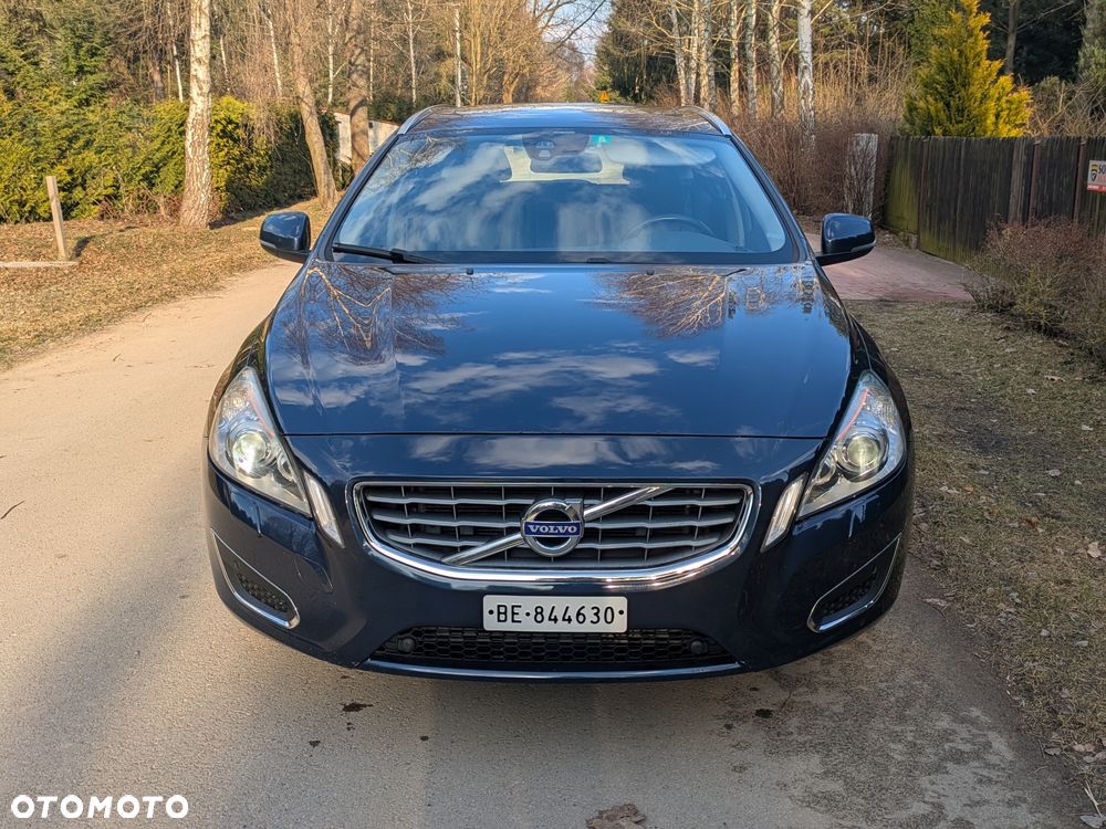 Volvo V60 D4 AWD Summum - 3