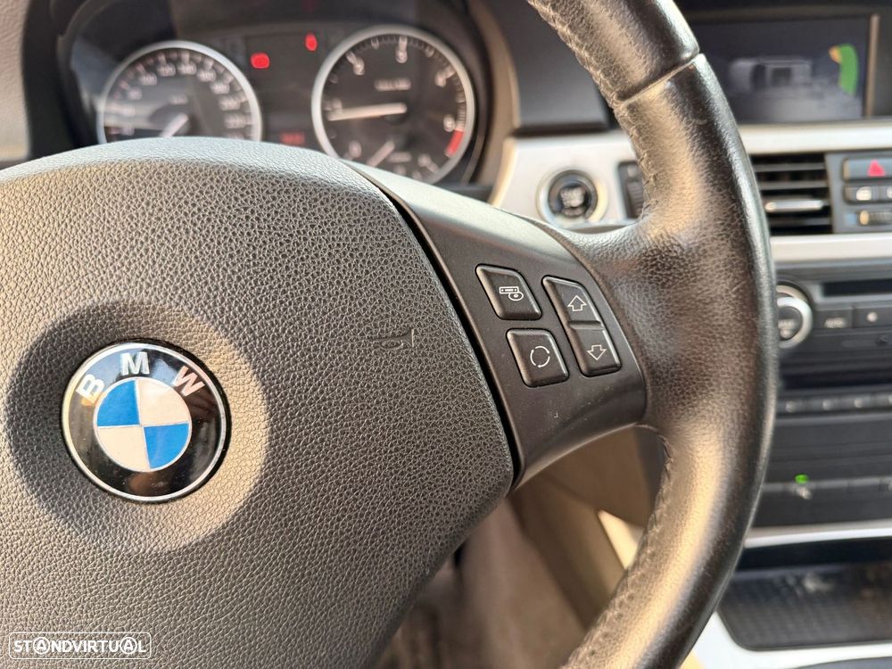 BMW 320 - 21