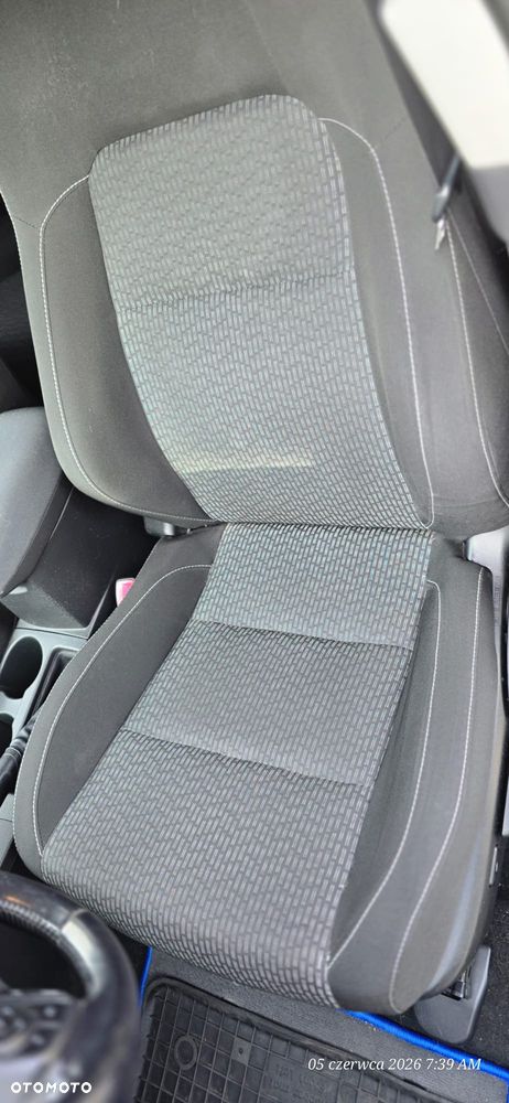 Toyota Auris - 12