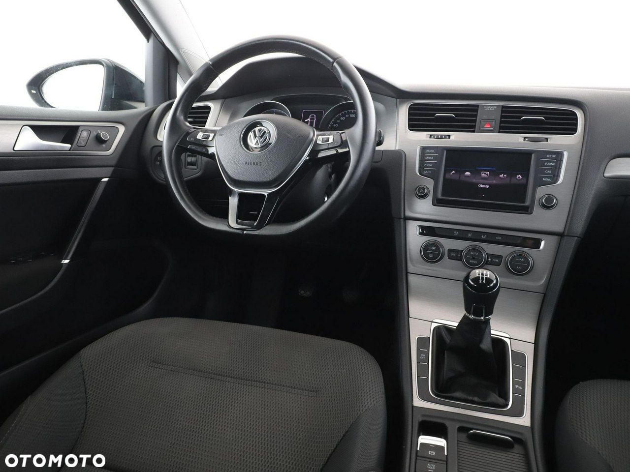 Volkswagen Golf 1.6 TDI 4Motion BlueMotion Technology Comfortline - 16