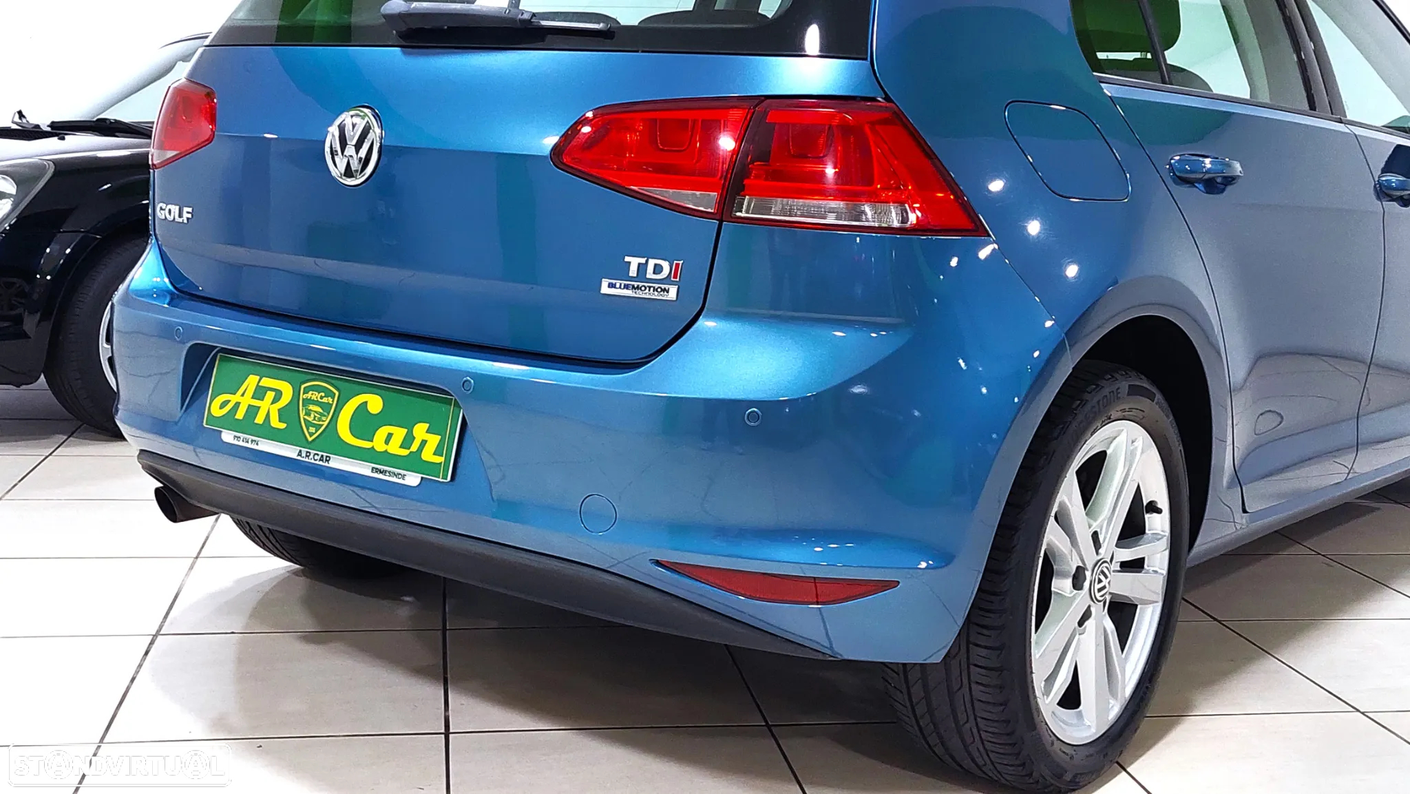 VW Golf 1.6 TDi Trendline BlueMotion - 8