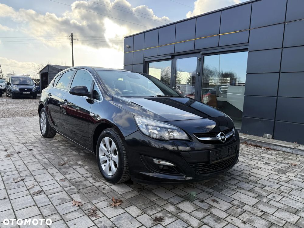 Opel Astra 1.4 T Cosmo - 1