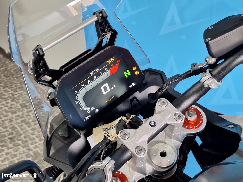 BMW F 900 GS - 10