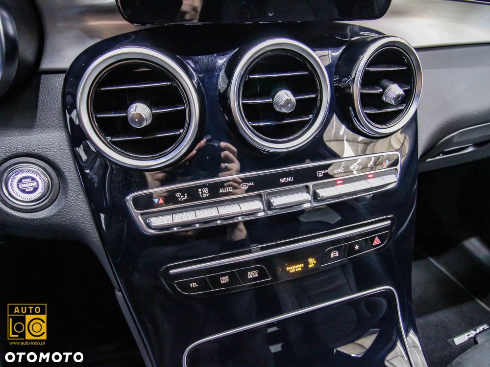 Mercedes-Benz GLC 200 d 4Matic 9G-TRONIC AMG Line - 27