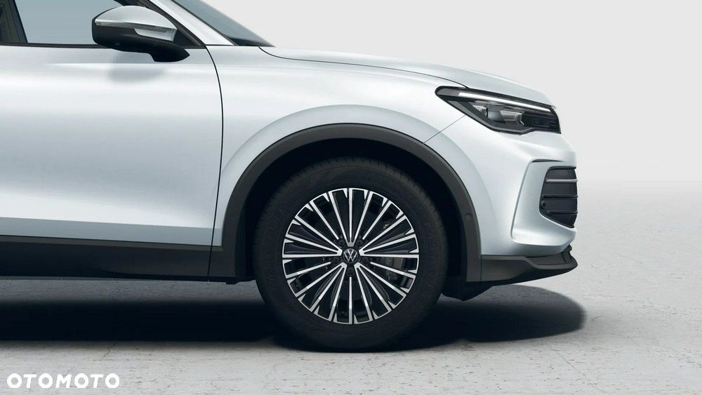 Volkswagen Tiguan - 4