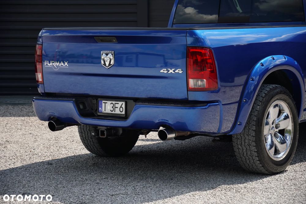 Dodge RAM - 16