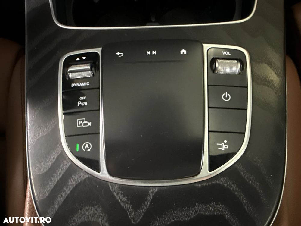 MERCEDES-BENZ E-Class 2022 — imagine 17