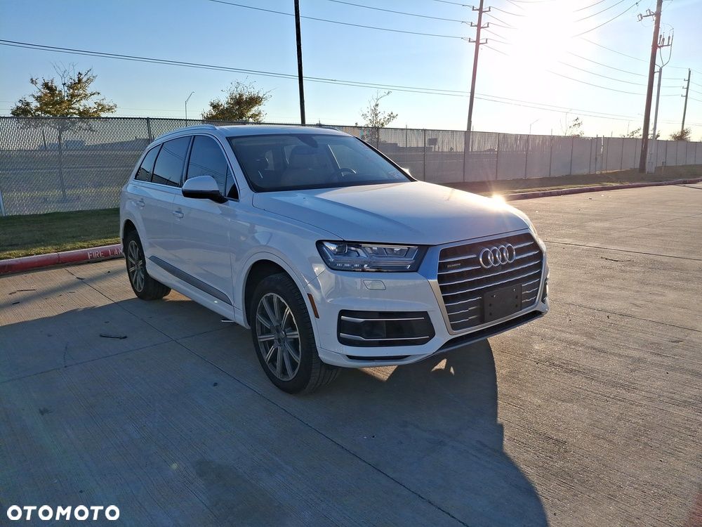 Audi Q7 3.0 TFSI Quattro Tiptronic - 2