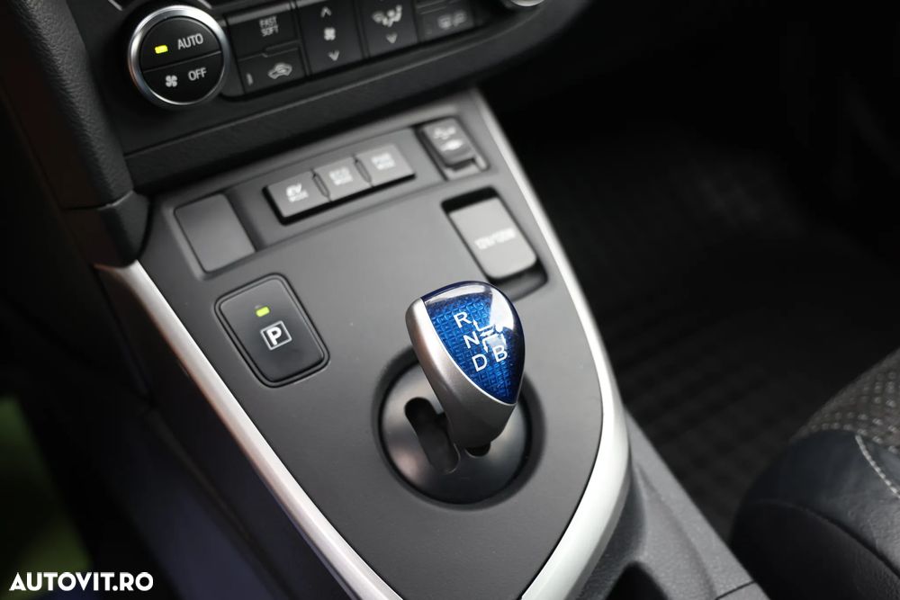 Toyota Auris - 21