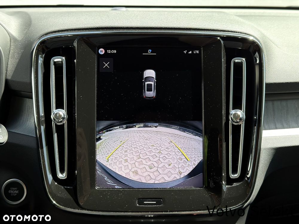 Volvo XC 40 - 26