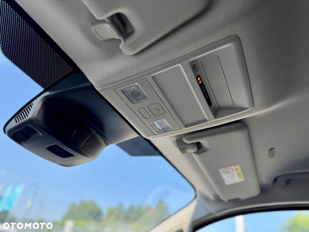 Volkswagen Transporter T7 - 27