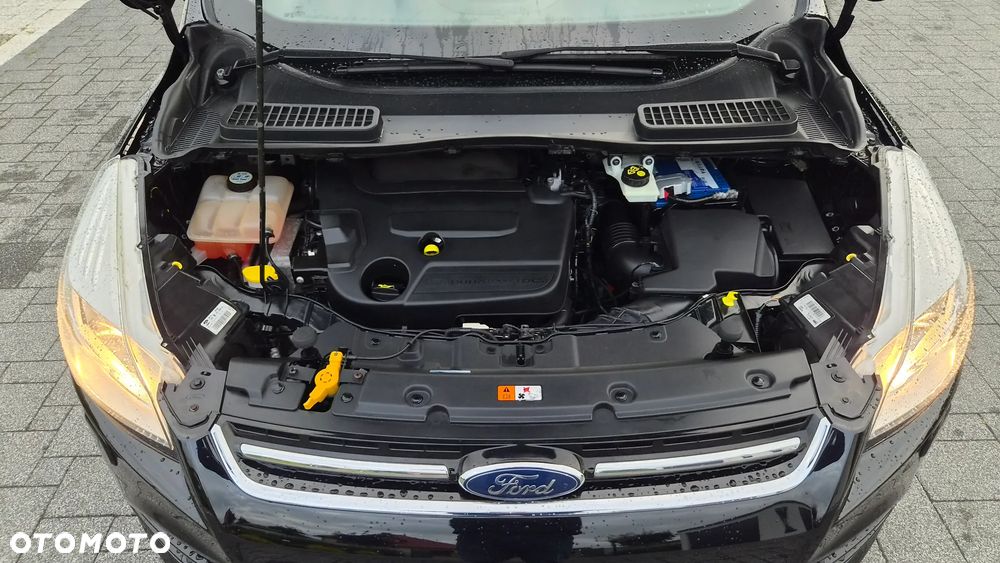 Ford Kuga 2.0 TDCi 4x4 Titanium - 38