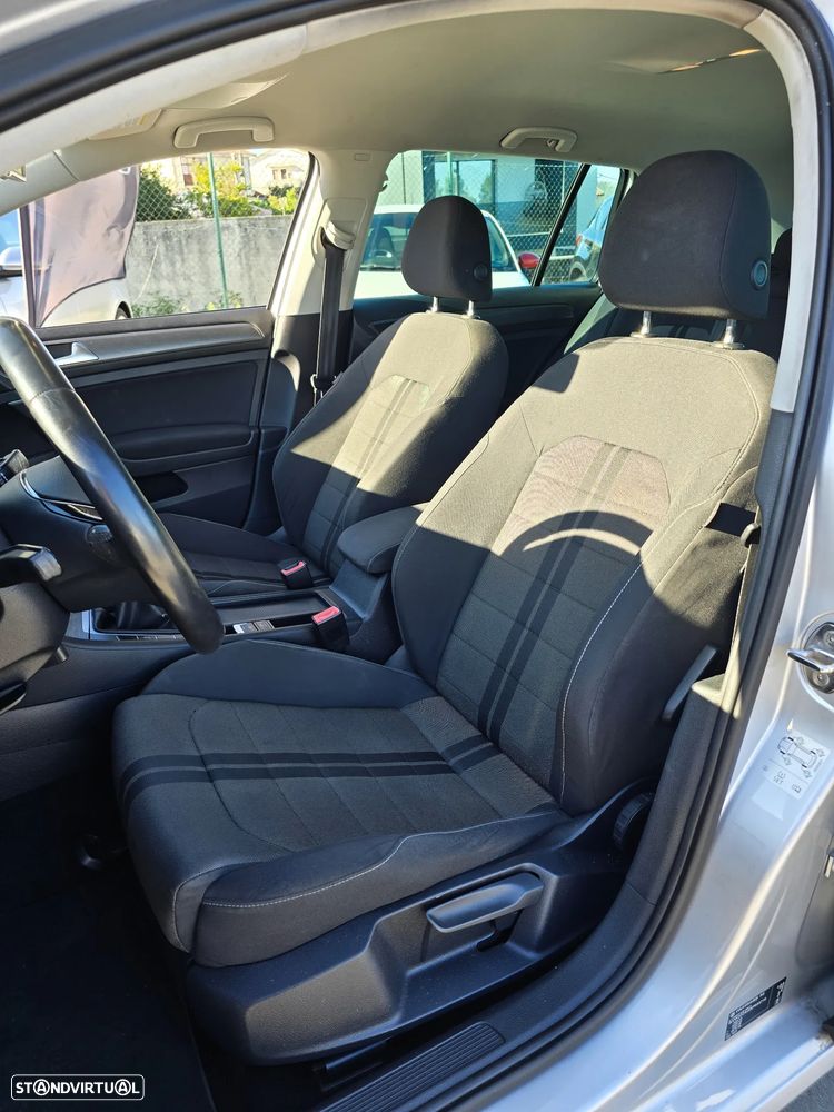 VW Golf Variant 1.6 TDi Highline - 8