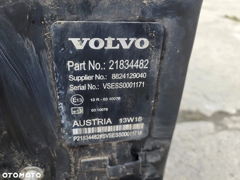 Kompletny system hybrydowy Volvo – akumulator HV, BDU, przetwornica, wiązka, BDU – NOWE - 6