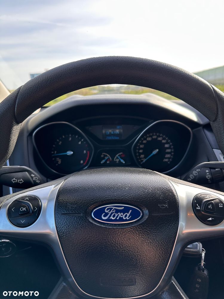 Ford Focus 1.6 TDCi DPF Trend - 12