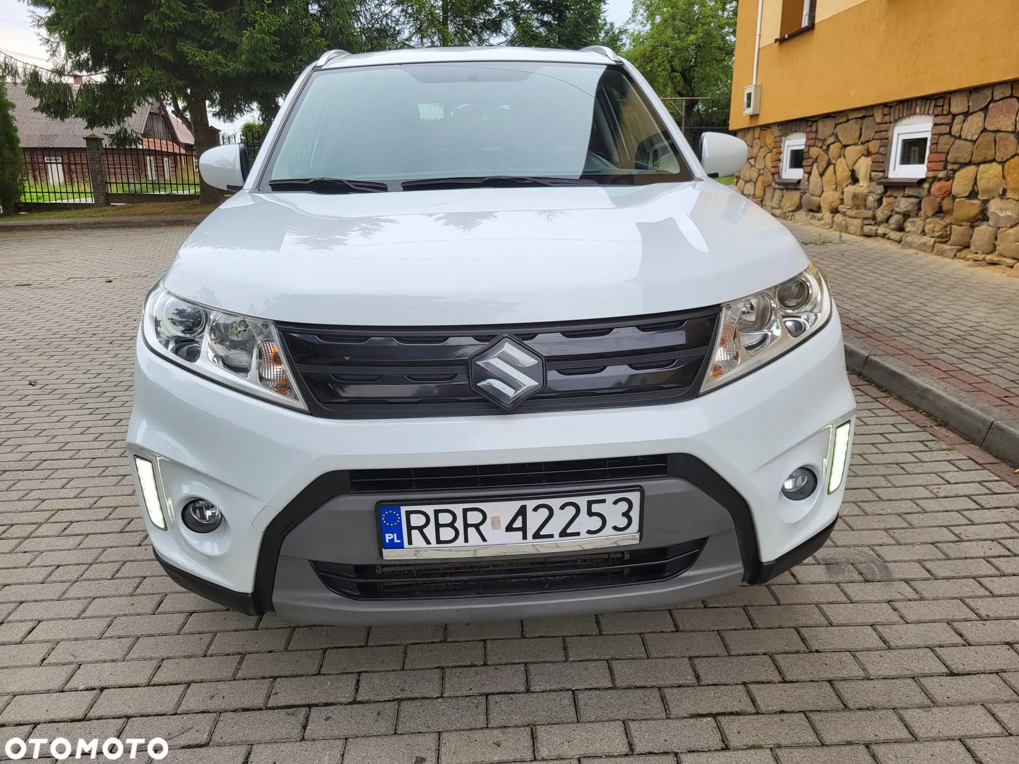 Suzuki Vitara 1.6 DDiS (4x4) Allgrip Comfort+ - 11