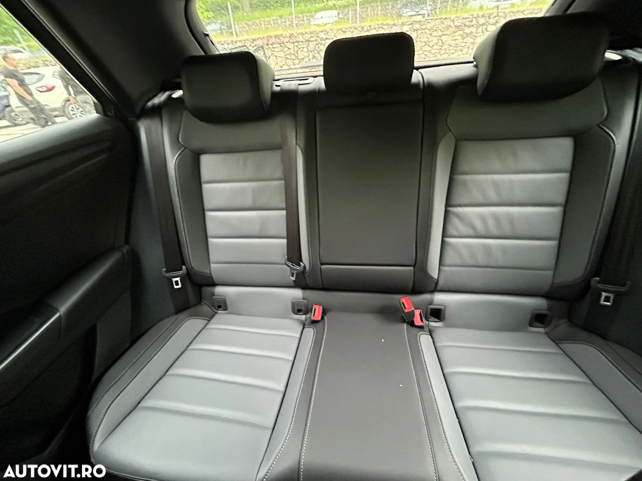 Volkswagen T-ROC 2.0 TSI 4Mot DSG Style - 19