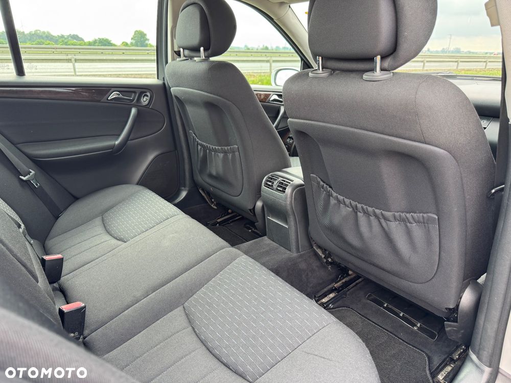 Mercedes-Benz Klasa C 200 Kompressor Automatik Elegance - 25