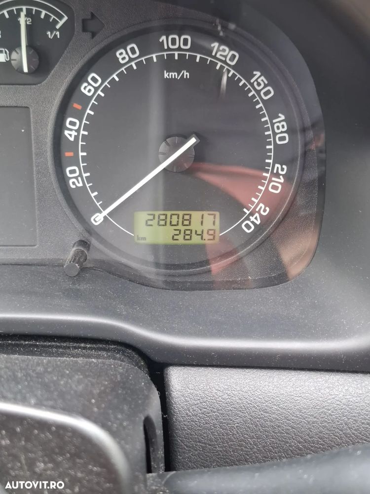 Skoda Octavia Tour 1.9 TDI - 10