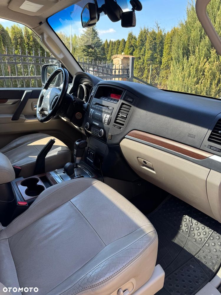 Mitsubishi Pajero 3.2 DID Instyle - 7