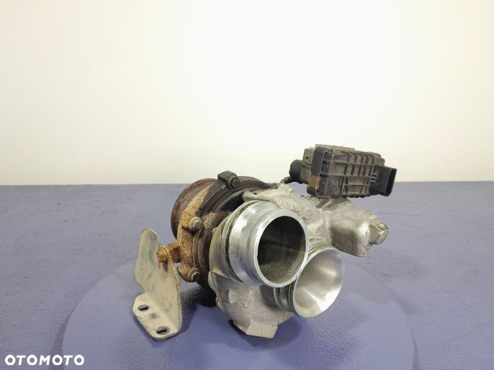BMW 5 F10 F11 3.0D 204 KM N57D30U0 TURBOSPRĘŻARKA 7799758 - 2