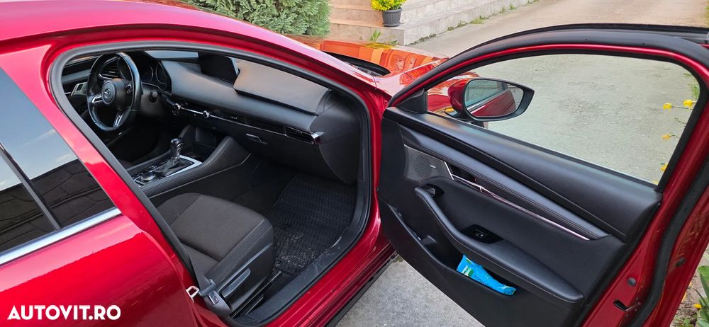 Mazda 3 e-Skyactiv G122 AT MHEV Plus - 10