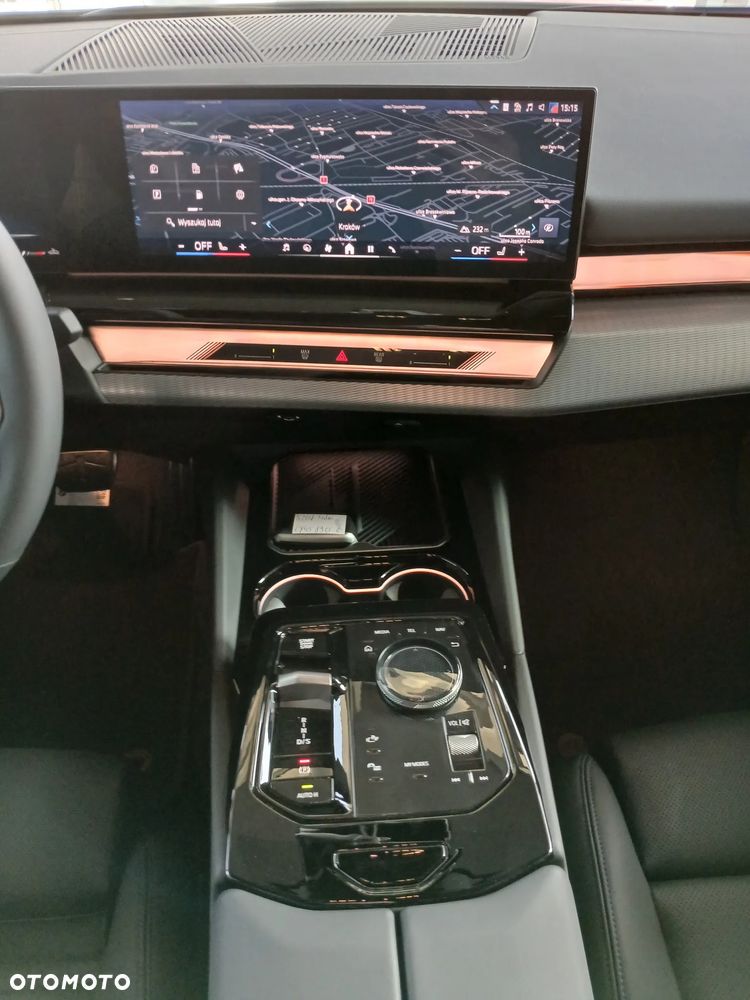 BMW Seria 5 520d xDrive mHEV - 21