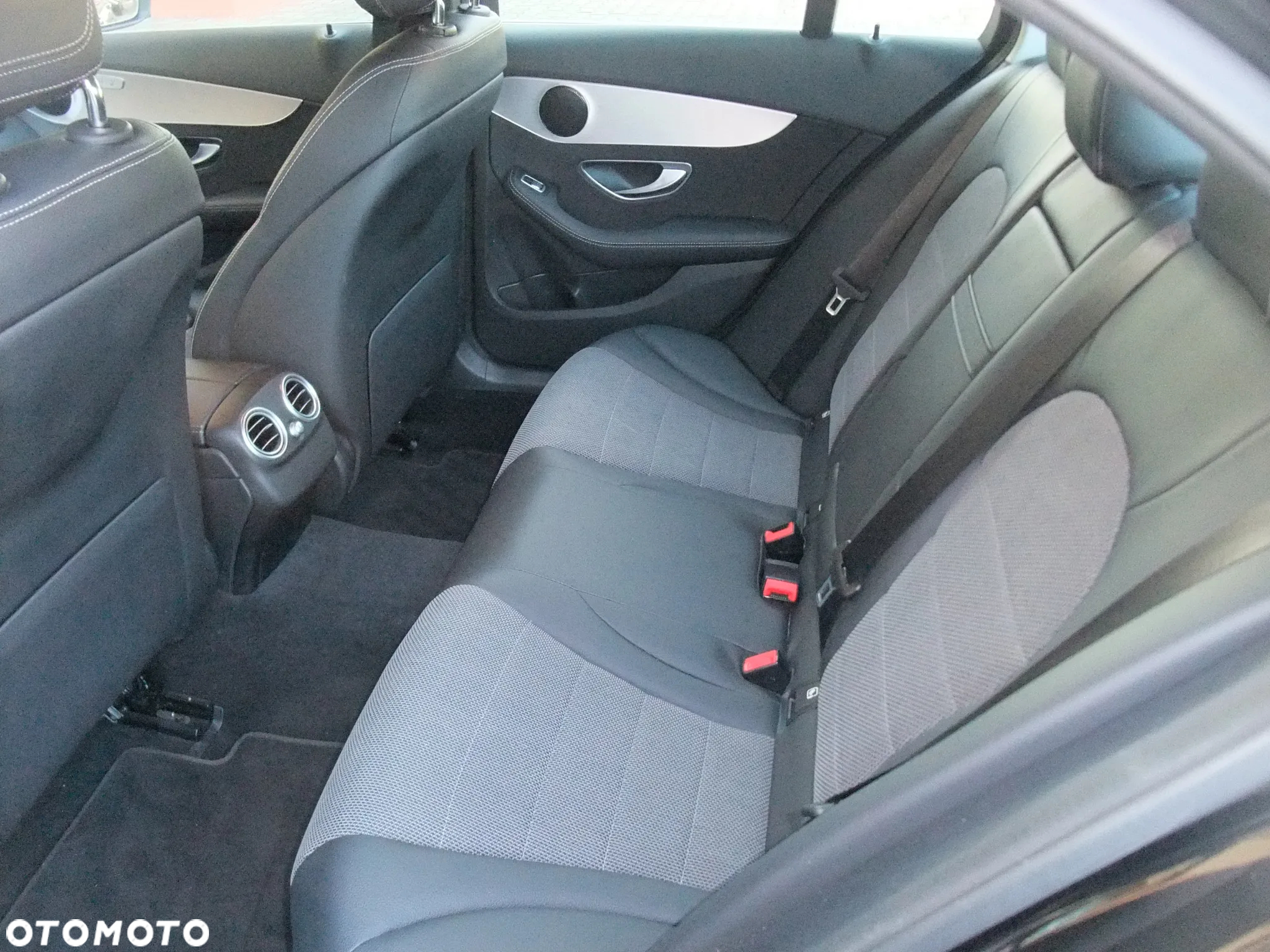Mercedes-Benz Klasa C 220 d 9G-TRONIC - 10