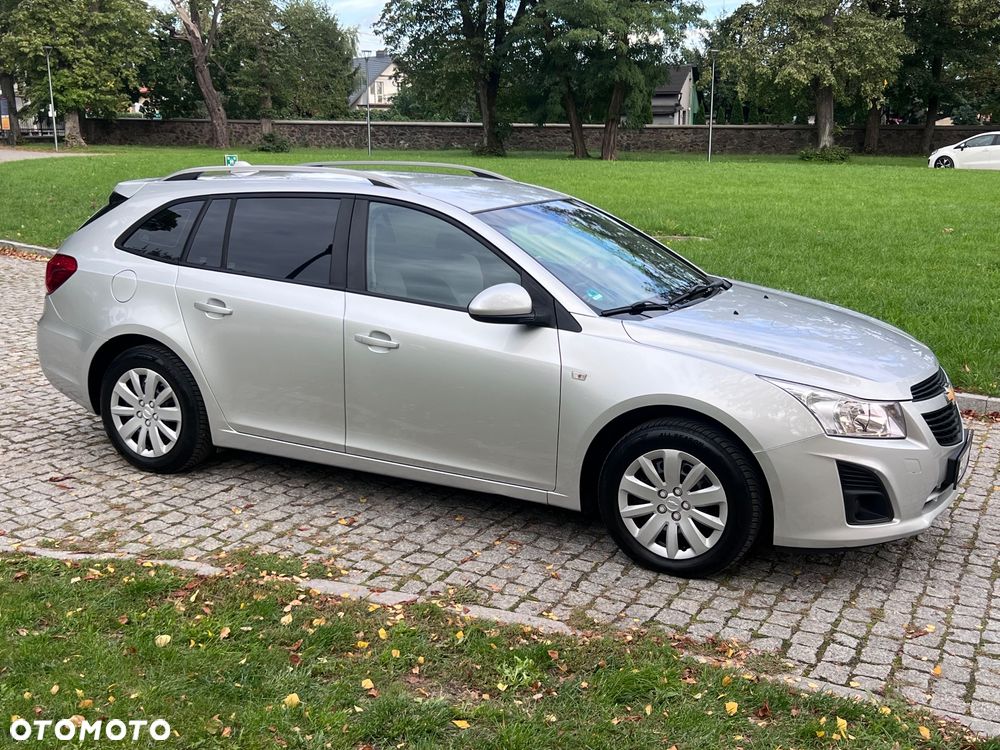 Chevrolet Cruze 1.6 LS - 7