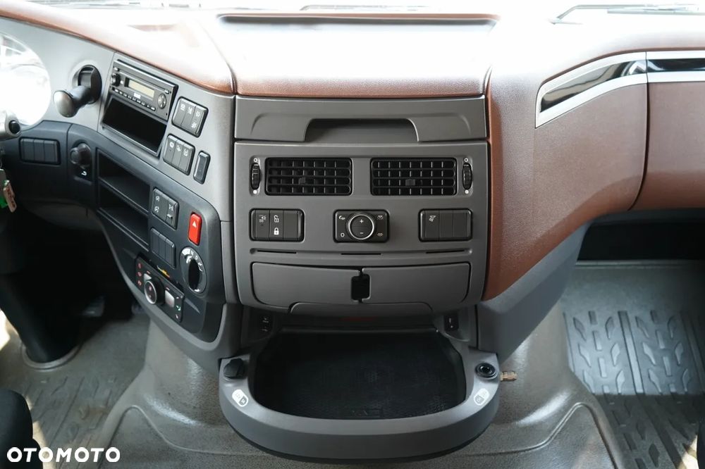 DAF XF 480 / SPACE CAB / RETARDER / KLIMA POSTOJOWA / EURO 6 - 30